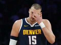 Resumo da NBA: Denver Nuggets cai para Miami Heat; Nikola Jokic sofre lesão no joelho lightbox-info