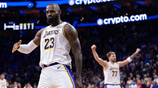 Resumo da NBA: Luka Doncic e LeBron James lideram o Lakers após 76ers em troca
