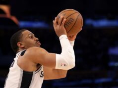 Resumo da NBA: Spurs derrotam Thunder em confronto entre os melhores do West Resumo da NBA: Spurs derrotam Thunder em confronto entre os melhores do West