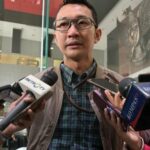 Revelado! Regente de Bekasi, Ade Kuswara, preso pela KPK junto com seu pai