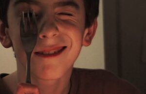 Revisão de ‘Remake’: a reflexão requintada de Ross McElwee sobre um filho perdido e a vida filmada que permanece Revisão de 'Remake': a reflexão requintada de Ross McElwee sobre um filho perdido e a vida filmada que permanece