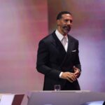 Rio Ferdinand no palco do sorteio da Copa do Mundo de 2026