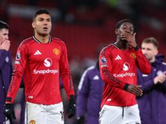 Rio Ferdinand revela o que Casemiro disse a Ruben Amorim quando ele foi dispensado para provocar mudanças ‘incompreensíveis’ Casemiro celebrates with Amad and Bruno Fernandes