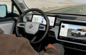 Rivian aposta na autonomia, com silício personalizado, lidar e uma dica de robotaxis Rivian hands free driving