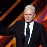 ADIÇÃO ADICIONA NOME DE NOVIDADE: ARQUIVO - Rob Reiner e Michele Singer Reiner chegam no tapete vermelho do Departamento de Estado para o jantar de gala do Kennedy Center Honors, 2 de dezembro de 2023, em Washington. (Foto AP / Kevin Wolf, arquivo)