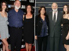 Romy Reiner faz a primeira aparição desde a morte dos pais Rob e Michele em uma sombria festa de aniversário na praia Romy Reiner faz a primeira aparição desde a morte dos pais Rob e Michele em uma sombria festa de aniversário na praia