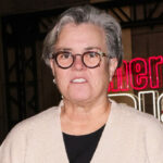 Rosie O'Donnell diz que seu filho acredita que Trump os forçou a deixar os EUA: 'Maldito seja, maldito Trump'