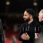 Amir Ibragimov lidera o discurso da equipe do Manchester United Sub-18.