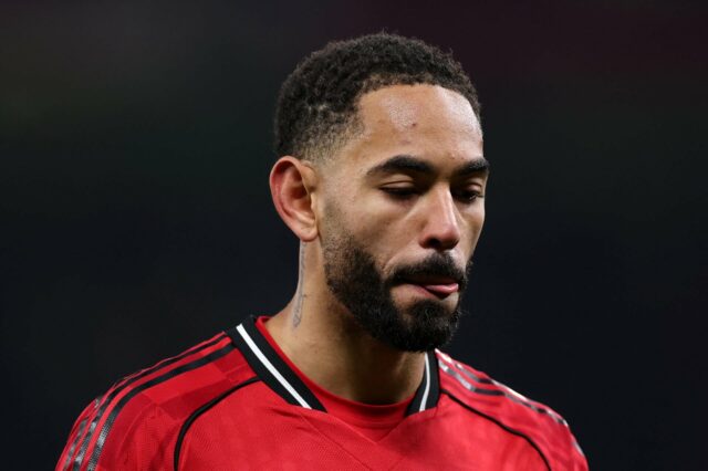 Manchester United ataca escanteio contra o West Ham