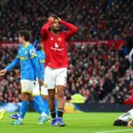 Joshua Zirkzee durante a partida da Premier League entre Manchester United e Newcastle United em Old Trafford em 2025 em Manchester, Inglaterra.