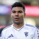 Casemiro corre pelo Manchester United