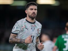 Ruben Neves pode ser a chave para desbloquear a contratação de verão do Manchester United, ele já foi seu capitão Ruben Neves aponta de cabeça em comemoração ao Al-Hilal.