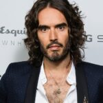Russell Brand acusado de mais acusações de estupro e agressão sexual