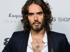 Russell Brand acusado de mais acusações de estupro e agressão sexual Russell Brand acusado de mais acusações de estupro e agressão sexual