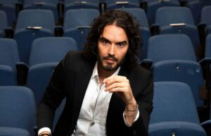 Russell Brand acusado de mais duas acusações de estupro e agressão sexual Jeremy Piven, Harvey Weinstein, Kevin Spacey, Má Conduta Sexual, Hollywood, Assédio Sexual
