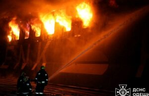 Rússia danifica navios turcos em ataque a portos ucranianos Rússia danifica navios turcos em ataque a portos ucranianos