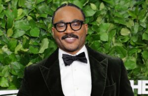 Ryan Coogler revela a ideia ‘insana’ que teve para o arco original de Chadwick Boseman em ‘Pantera Negra 2’ | Vídeo Ryan Coogler revela a ideia ‘insana’ que teve para o arco original de Chadwick Boseman em ‘Pantera Negra 2’ | Vídeo