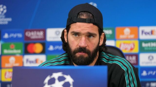 Salah foi omitido do jogo Liverpool x Inter de Milão Salah foi omitido do jogo Liverpool x Inter de Milão como consequência de suas ações, diz Alisson