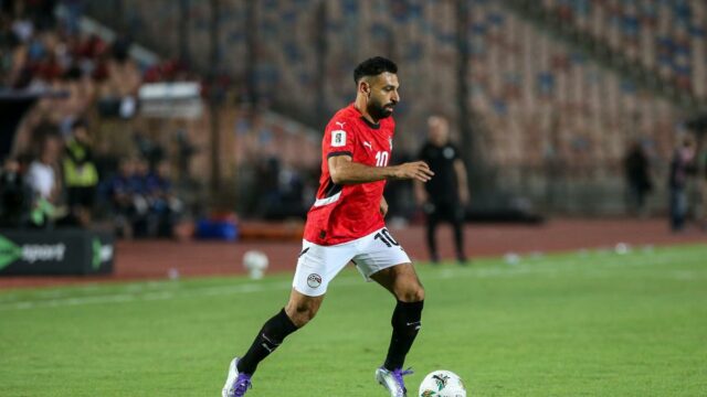 Salah não foi afetado pela turbulência do Liverpool antes da estreia na AFCON, diz técnico do Egito
