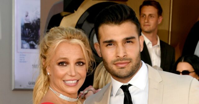Sam Asghari, ex-marido de Britney Spears, posa nu para ‘Playgirl’ Sam Asghari está animado com o que vem a seguir enquanto ocupa espaço de Britney Spears 386