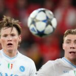 O ex-meio-campista do Manchester United Scott McTominay durante a partida da Liga dos Campeões entre Benfica e Napoli no Estádio do SL Benfica em 2025 em Lisboa, Portugal.