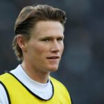 Scott McTominay jogando contra o AC Milan