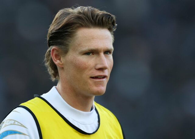 Scott McTominay jogando contra o AC Milan