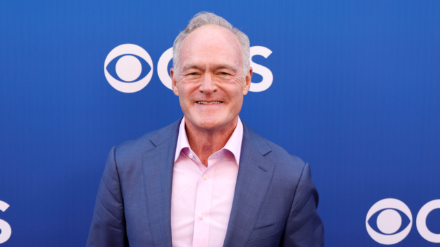 Scott Pelley, da CBS News, diz que '60 Minutes' não Donald Trump em
