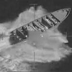 Secretário da Guerra dos EUA enfrenta críticas por suspeita de ataque com barcos de drogas na Venezuela