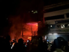 Sedes dos principais jornais de Bangladesh incendiadas em meio a protestos Yahoo news home