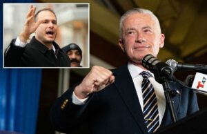 Segundo turno para prefeito de Jersey City entre o ex-governador de NJ Jim McGreevey e James Solomon estranhamente semelhante à corrida para prefeito de Nova York Segundo turno para prefeito de Jersey City entre o ex-governador de NJ Jim McGreevey e James Solomon estranhamente semelhante à corrida para prefeito de Nova York