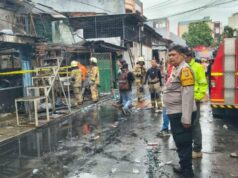 Segundos mortais de incêndio em Penjaringan, 5 residentes morreram sem tempo para se salvarem Segundos mortais de incêndio em Penjaringan, 5 residentes morreram sem tempo para se salvarem