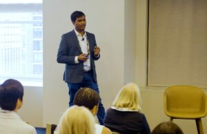 Semanas depois de arrecadar US$ 100 milhões, investidores injetam outros US$ 180 milhões na startup indiana MoEngage MoEngage co-founder and CEO Raviteja Dodda