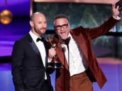 Seth Rogen e Evan Goldberg sobre o acordo Netflix-Warner Bros.: ‘AMC deveria comprá-lo’ Seth Rogen e Evan Goldberg sobre o acordo Netflix-Warner Bros.: 'AMC deveria comprá-lo'