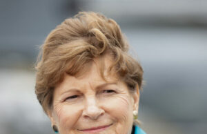 Shaheen: Os custos subiram com a ACA, mas foi projetado para cobrir mais pessoas e o Congresso não gastou o suficiente para manter os custos baixos Shaheen: Os custos subiram com a ACA, mas foi projetado para cobrir mais pessoas e o Congresso não gastou o suficiente para manter os custos baixos