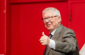 Sir Alex Ferguson disse a Sam Homewood que suas perguntas eram ‘ridículas’ e o apresentador do MUTV adorou cada segundo Gráfico Cristiano Ronaldo 2021/22