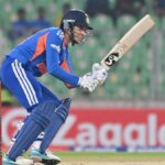 Smriti Mandhana se torna a segunda indiana a completar 10.000 corridas em partidas internacionais femininas