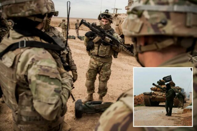 Soldados americanos participam de um exercício conjunto com as Forças Democráticas Sírias no nordeste da Síria, em 8 de dezembro de 2021.