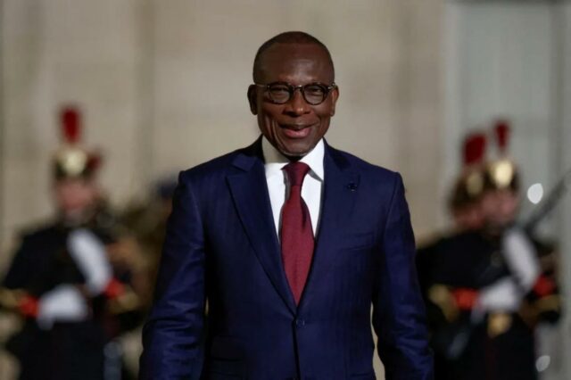 Soldados na televisão nacional do Benin afirmam ter tomado o O presidente do Benin, Patrice Talon, deverá deixar o cargo em abril, depois de ocupar o cargo desde 2016.