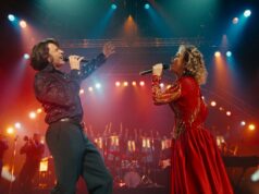 ‘Song Sung Blue’, estrelado por Hugh Jackman e Kate Hudson, é um cinema brega e reconfortante com notas agridoces 'Song Sung Blue', estrelado por Hugh Jackman e Kate Hudson, é um cinema brega e reconfortante com notas agridoces