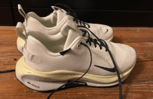 Sou um corredor e estes tênis de corrida resistentes à água são uma virada de jogo Sou um corredor e estes tênis de corrida resistentes à água são uma virada de jogo