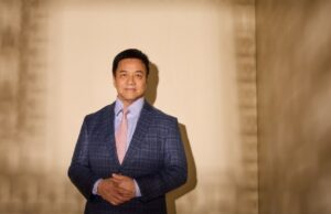 Stanley Tong sobre reescrever ‘Supercop’, ganhar a confiança de Jackie Chan e fazer viagens de ação: ‘Você quer tornar os sonhos realidade’ Stanley Tong sobre reescrever 'Supercop', ganhar a confiança de Jackie Chan e fazer viagens de ação: 'Você quer tornar os sonhos realidade'