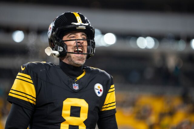 Pittsburgh Steelers quarterback Aaron Rodgers.