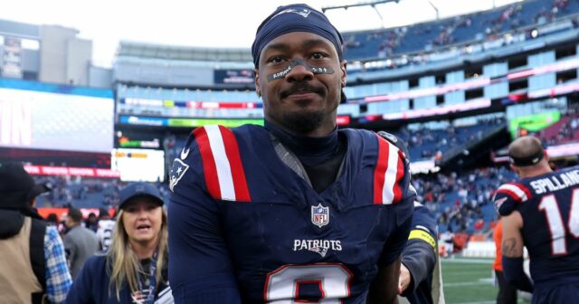 Stefon Diggs, da NFL, supostamente estrangulou chef particular por causa GettyImages-2243464372 Stefon Diggs outubro de 2025