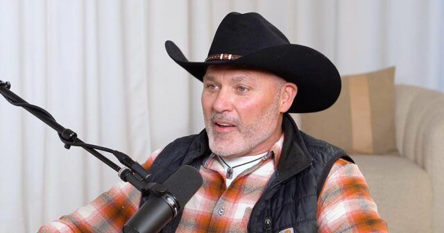 Steve McBee analisa a sentença de prisão como ele salvou o filho ao se declarar culpado