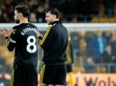 ‘Sua inteligência’… Um desempenho de Mason Mount Man Utd tem o especialista do MUTV e Wes Brown em total acordo Mason Mount comemora durante a partida da Premier League entre Wolves e Manchester United em Molineux em 2025 em Wolverhampton, Inglaterra.