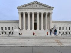 Suprema Corte enfrenta o dever dos provedores de Internet de acabar com a pirataria WASHINGTON, DC - JANUARY 02: Student loan borrowers gathered at the Supreme Court today to tell the court that student loan relief is legal on January 02, 2023 in Washington, DC. (Photo by Larry French/Getty Images for We, The 45 Million)