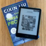 Surpresa! Os Kindles estão de volta à venda na Amazon para compradores de fim de ano – os preços começam em US$ 89