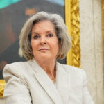 Susie Wiles reconhecida pela Forbes como uma das mulheres mais poderosas do mundo