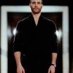 Tahar Rahim deixa 'Madame Web' para trás enquanto mergulha em 'Les Misérables' com uma nova visão tingida de 'Fugitivo' sobre Javert e seu 'confronto' com Valjean